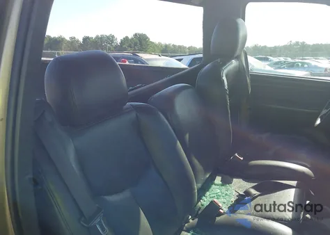 2006 Chevrolet Silverado 2500Hd Work Truck from USA, damaged, VIN 1GCHC24D96E204939